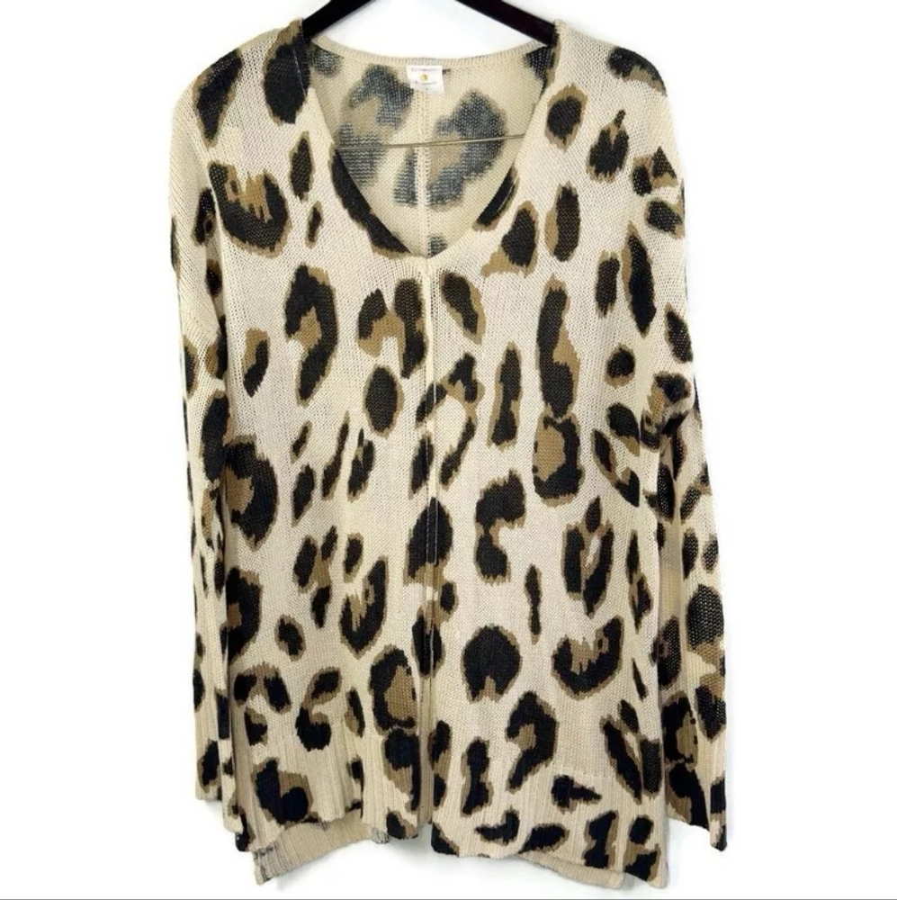 SMALL: By Together Collection, Leopard Print Sweater